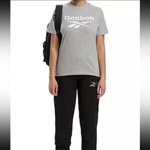 Reebok Womens Short Sleeve Light Gray T Shirt NWT M
